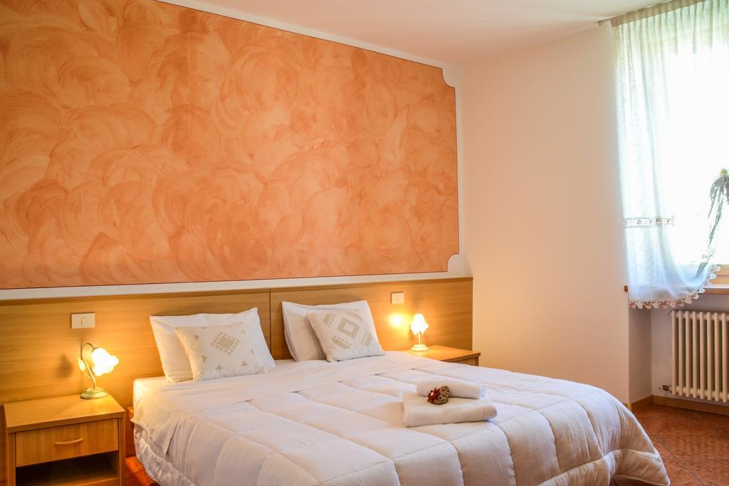 Antica Residenza De Poda Flavon Phòng bức ảnh